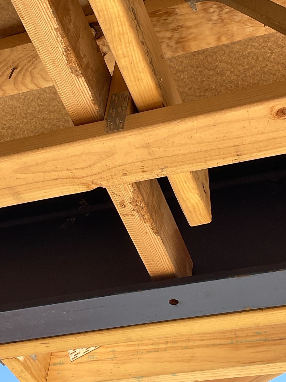 Double storey frames in Manor Lakes: anchors, screws and straps
